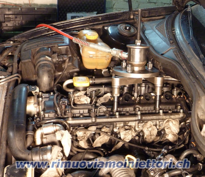 Rimuoviamo iniettori da BMW 525 / Opel Omega 2.5
                dti